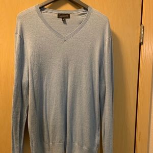 Banana Republic Men’s V-Neck Sweater